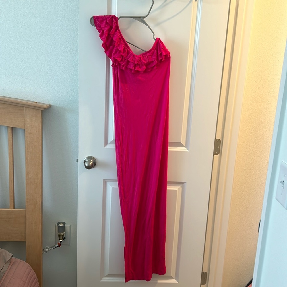 Pink jersey material 1 shoulder long dress